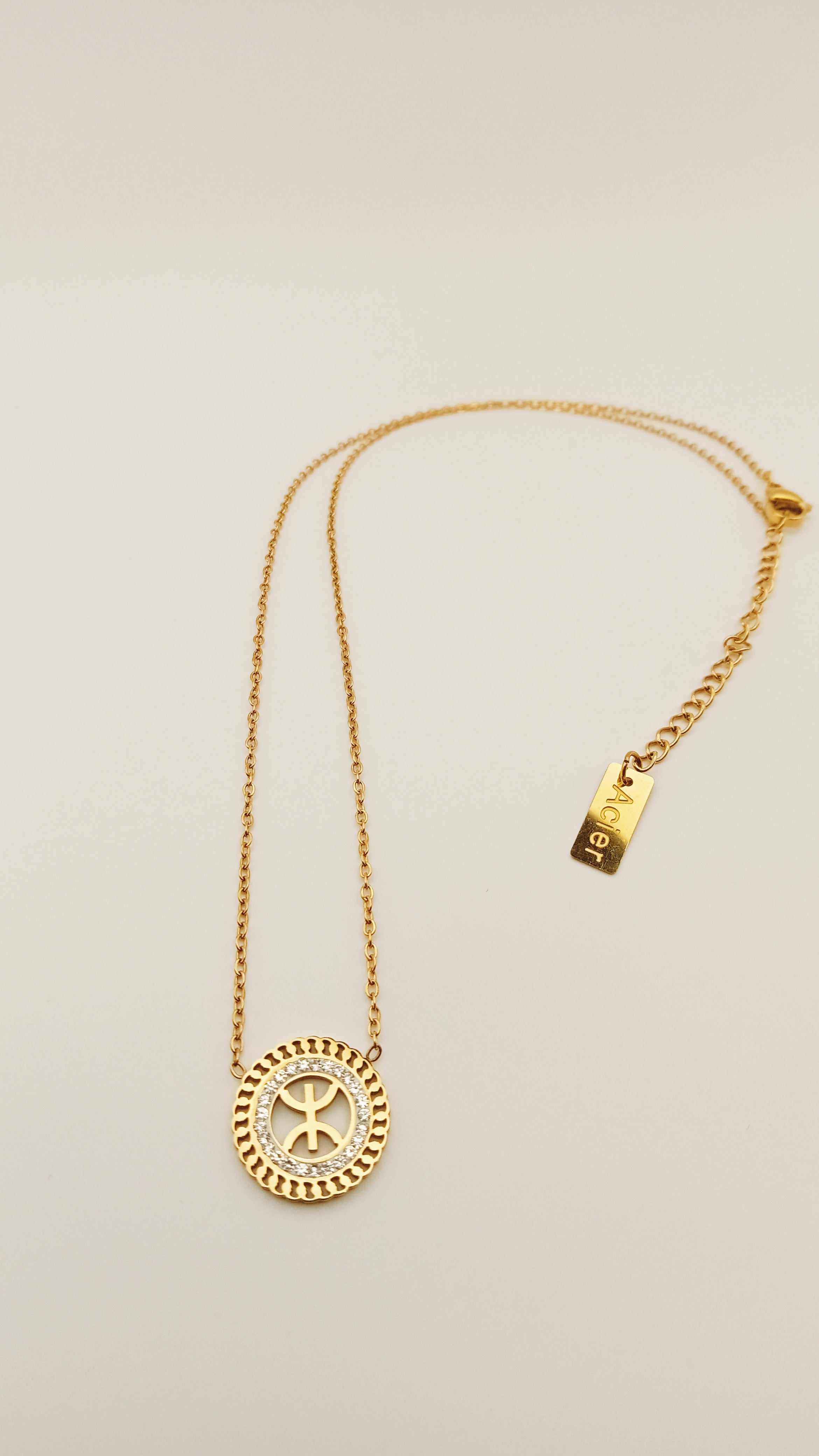 Collier TIFFINAGHS simple