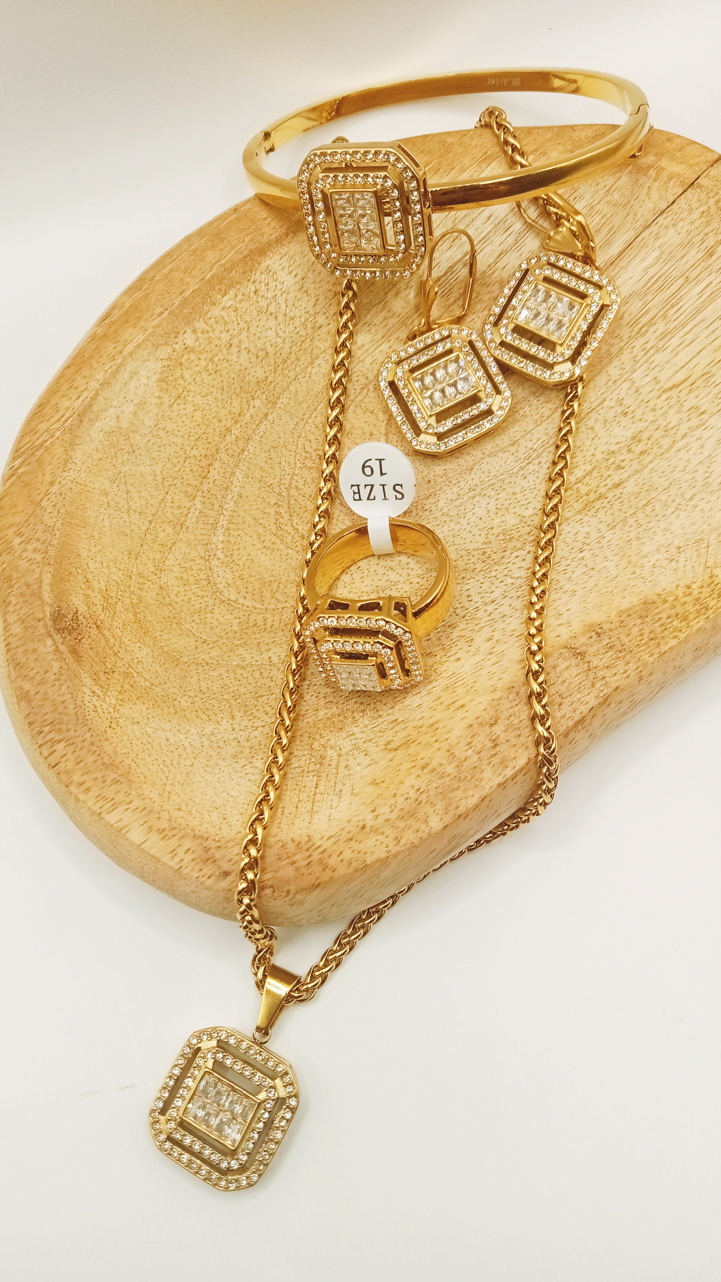 Parure carré à strass