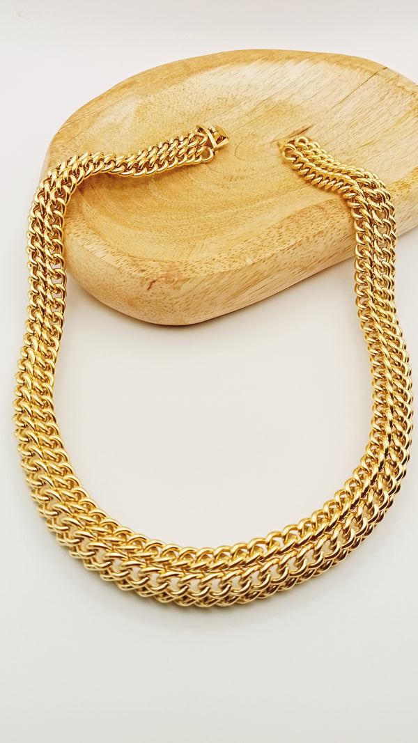Collier American