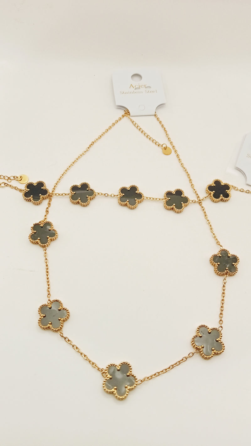 Parure fleurs noires